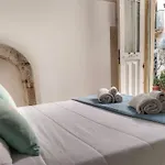 La Corte Di Aretusa