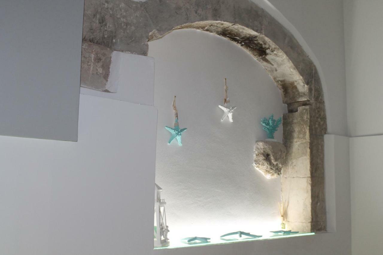 La Corte Di Aretusa *